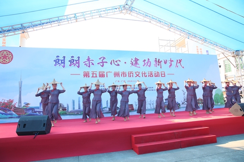 現(xiàn)場表演舞蹈