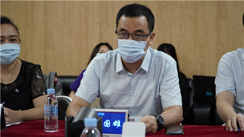 佛山市僑聯(lián)主席蔡國(guó)雄講話(huà)。.jpg