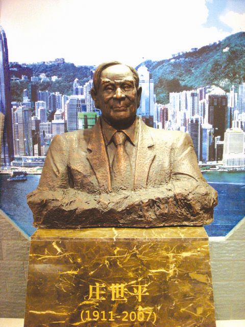 揭陽人的驕傲——館藏僑界楷模莊世平銅像。蔡澤青 攝