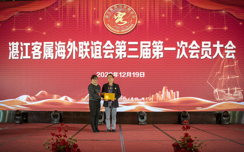 1835147680_副本.jpg