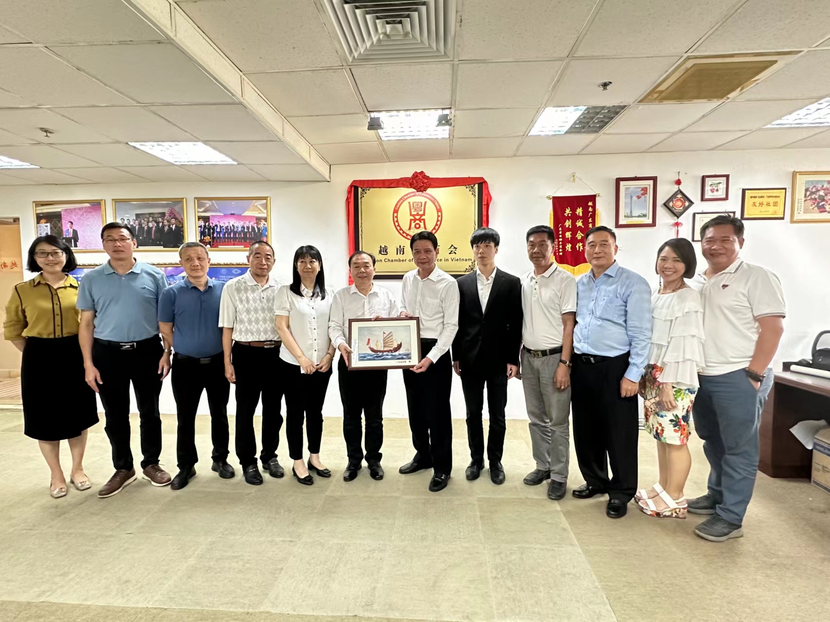拜訪越南粵商會(huì).jpg